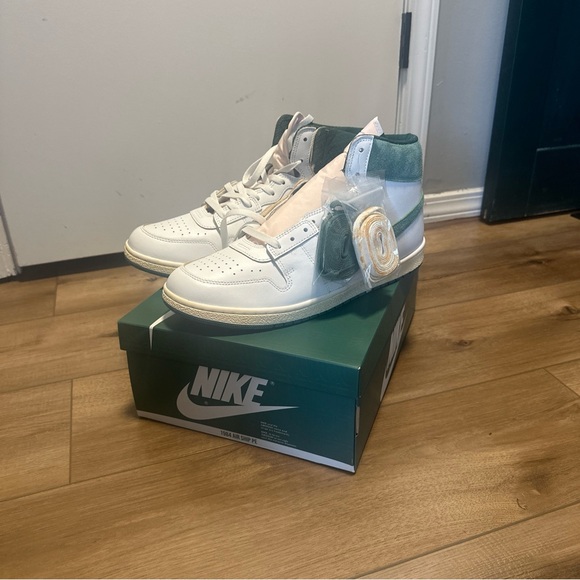 Jordan A Ma Maniere Air Ship Green - Picture 4 of 9